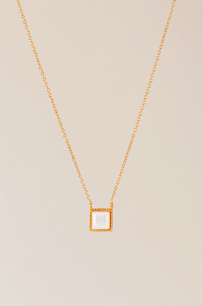 Royal Mother of Pearl Necklace